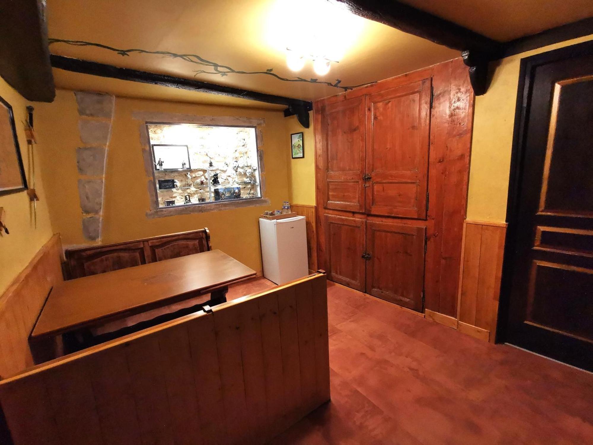 Suite Privative Le Seigneur Des Anneaux Gondor Vertaizon Exterior foto